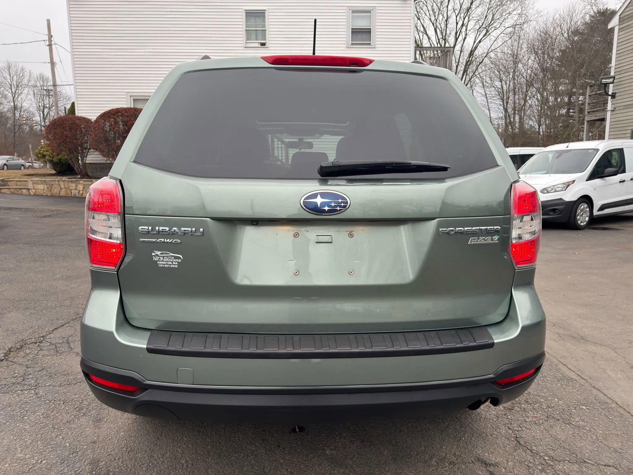 Used 2015 Subaru Forester 2.5i Premium w/ All-Weather Package image 6