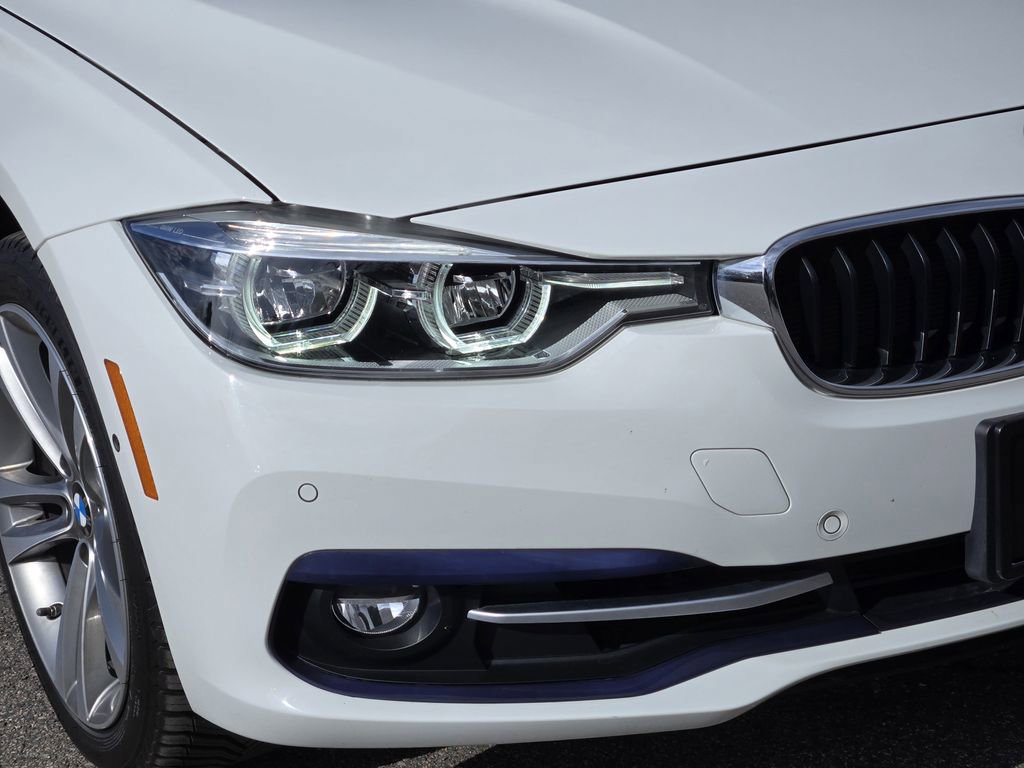 Used 2017 BMW 330i xDrive Wagon image 8