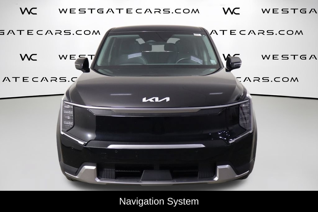 Used 2024 Kia EV9 Light Long Range RWD image 2