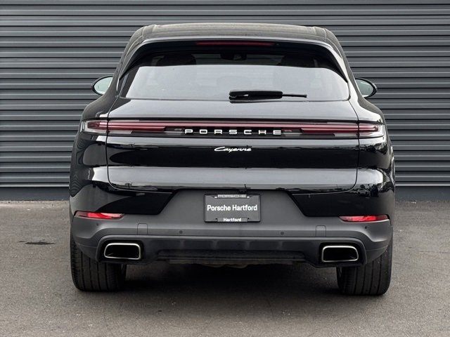 Used 2024 Porsche Cayenne image 6