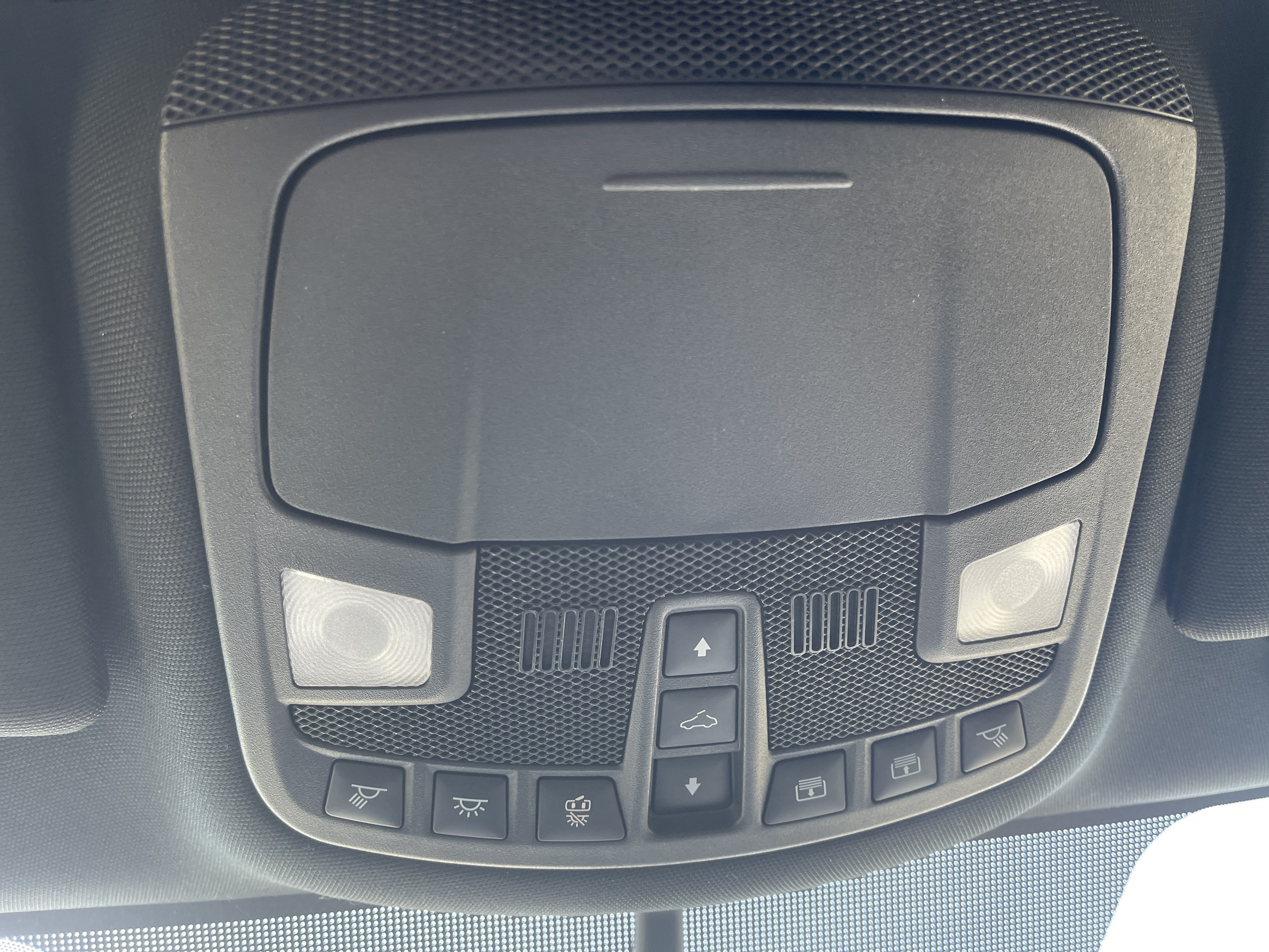 Used 2019 Lincoln MKC Select w/ Select Plus Package FWD image 33