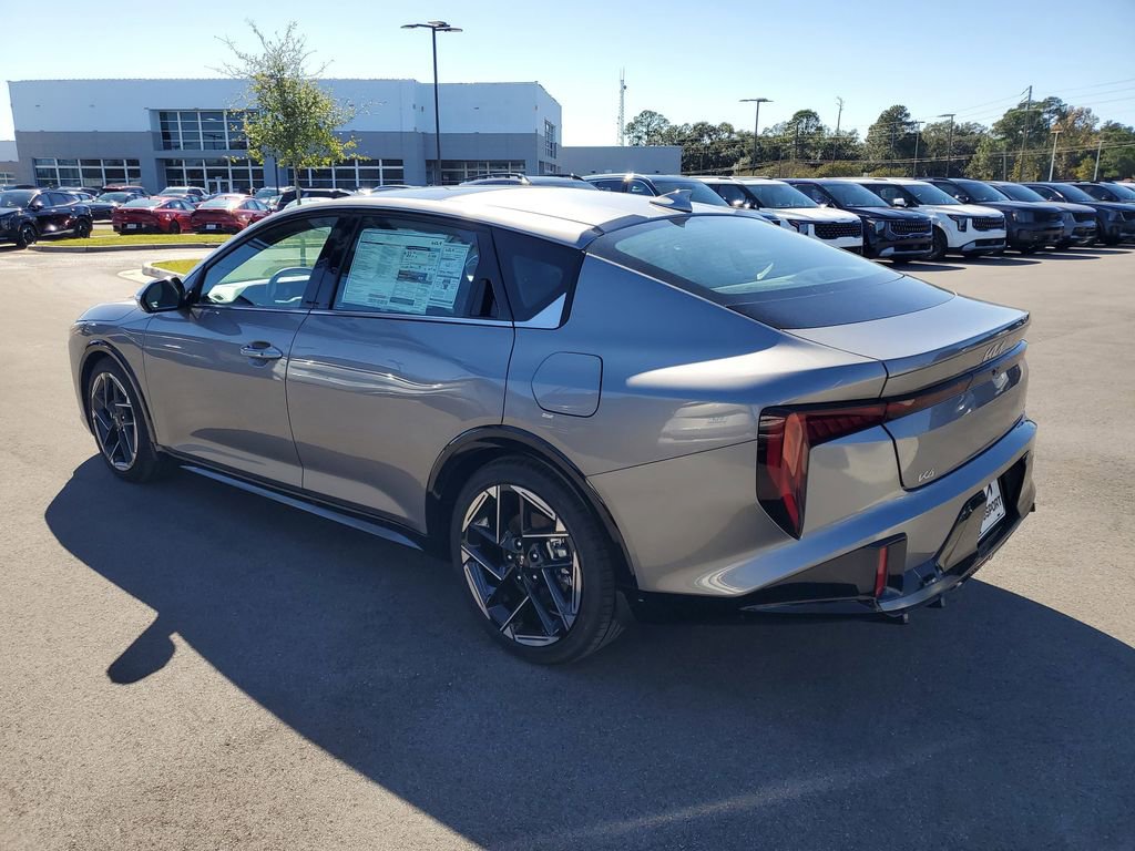 New 2025 Kia K4 GT-Line w/ GT-Line Premium Package image 3