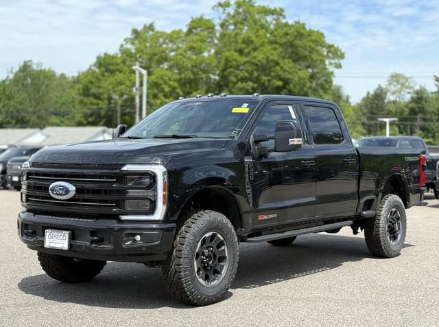 New 2026 Ford F350 Platinum w/ Tremor Off-Road Package AWD/4WD image 12