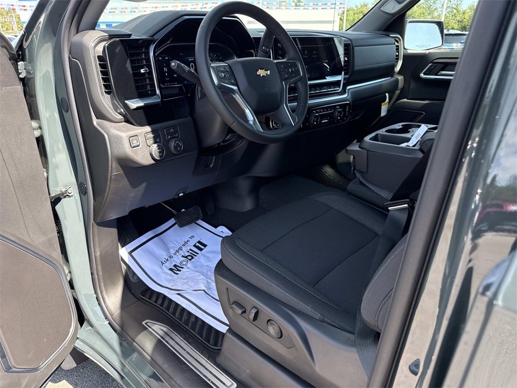 New 2026 Chevrolet Silverado 1500 LT w/ All Star Edition Plus image 10