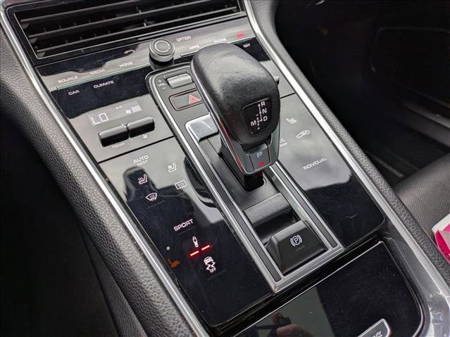 Used 2018 Porsche Panamera 4S image 13