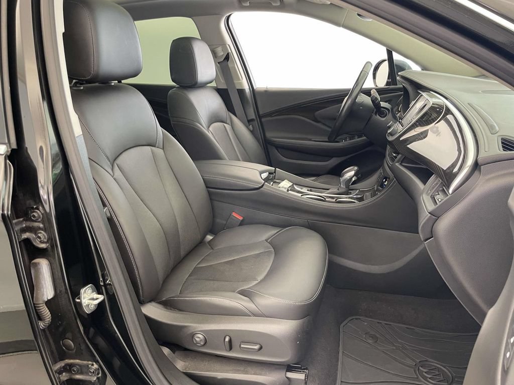 Used 2020 Buick Envision Premium w/ LPO, Road Trip Package AWD/4WD image 20