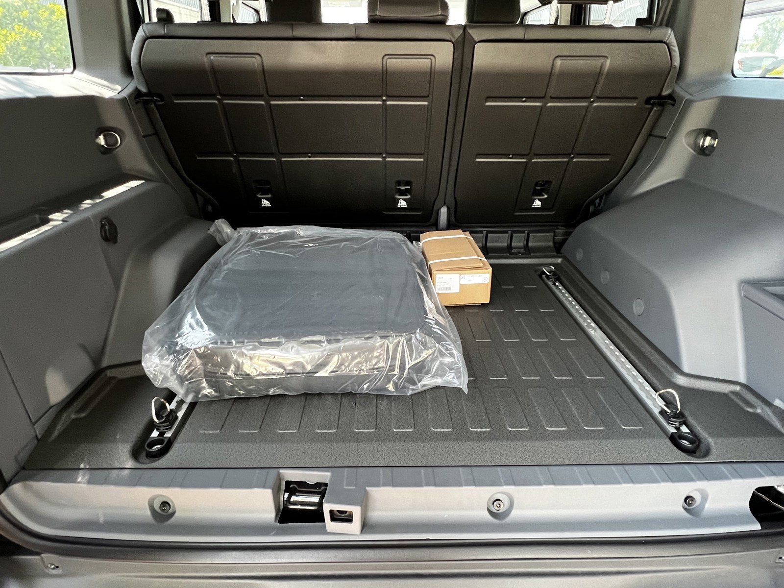 Used 2025 INEOS Grenadier Fieldmaster Edition image 33