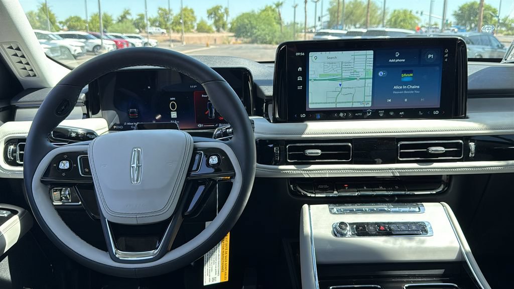 New 2026 Lincoln Aviator Reserve RWD image 5