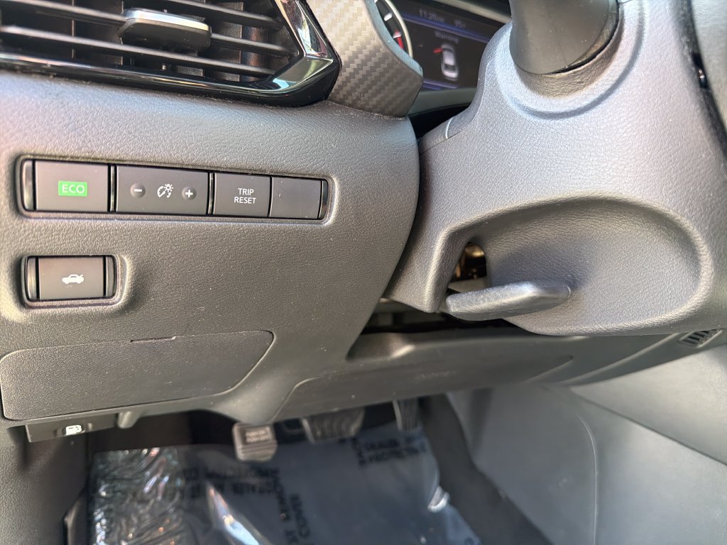 Used 2024 Nissan Sentra SV w/ Trunk Package FWD image 18