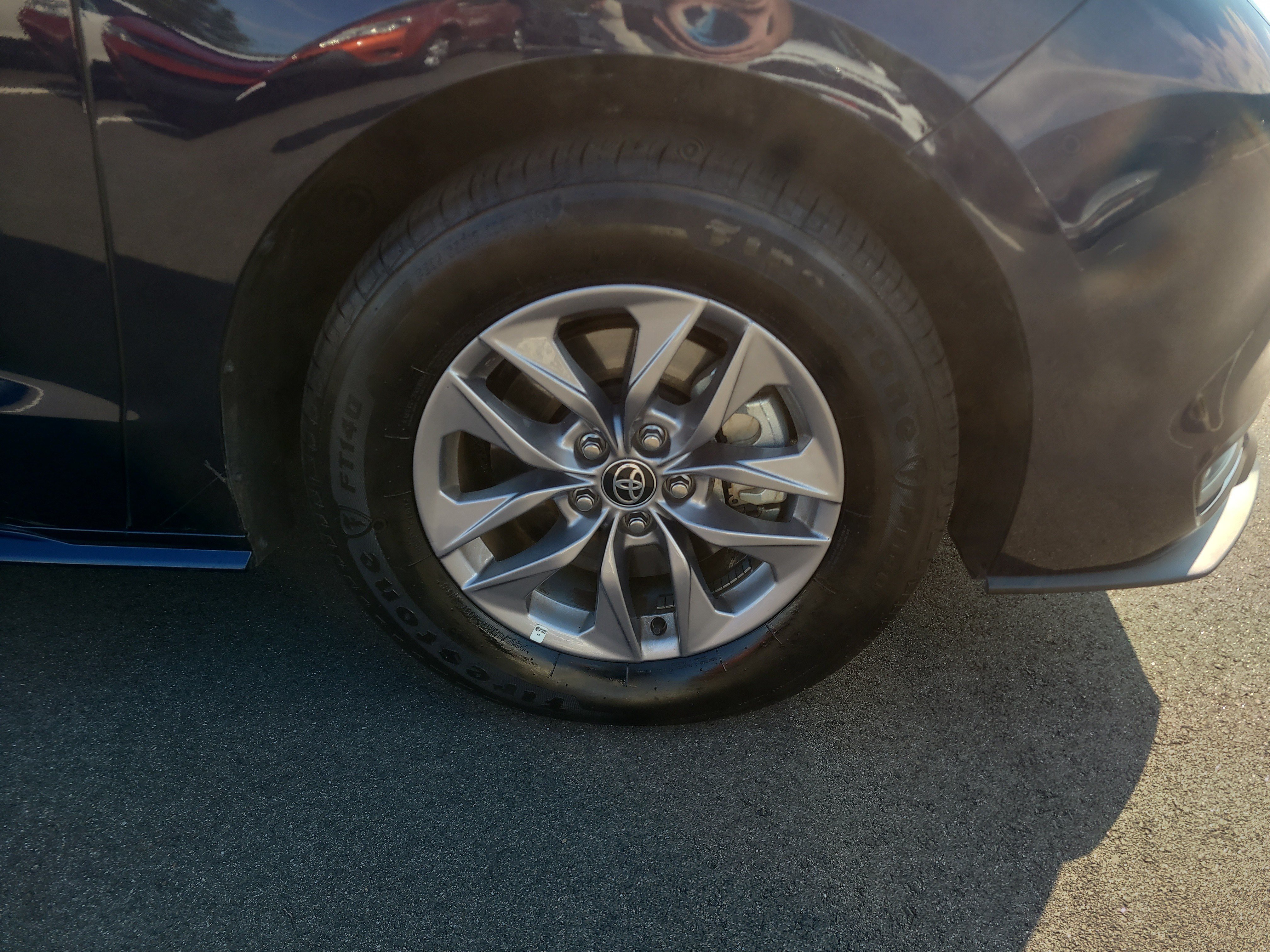 Certified 2026 Toyota Sienna XLE FWD image 12