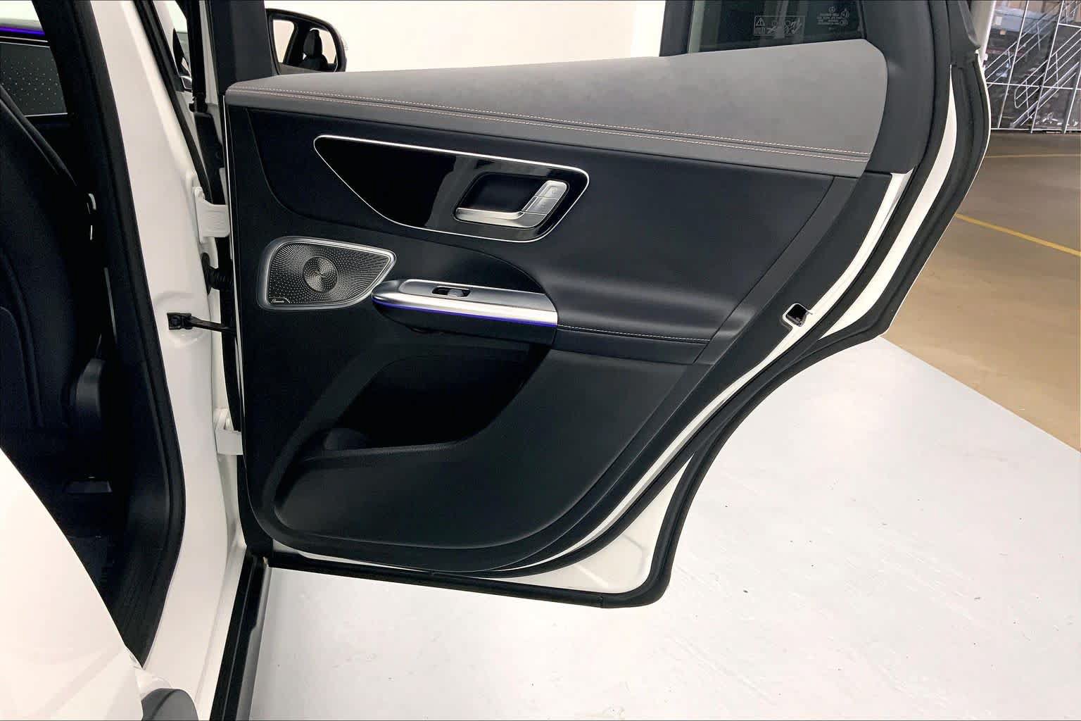 Certified 2023 Mercedes-Benz EQE 350+ SUV image 12
