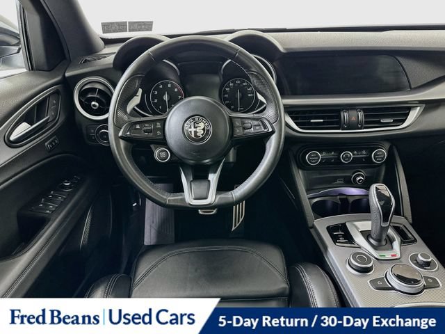 Used 2023 Alfa Romeo Stelvio Veloce AWD/4WD image 29