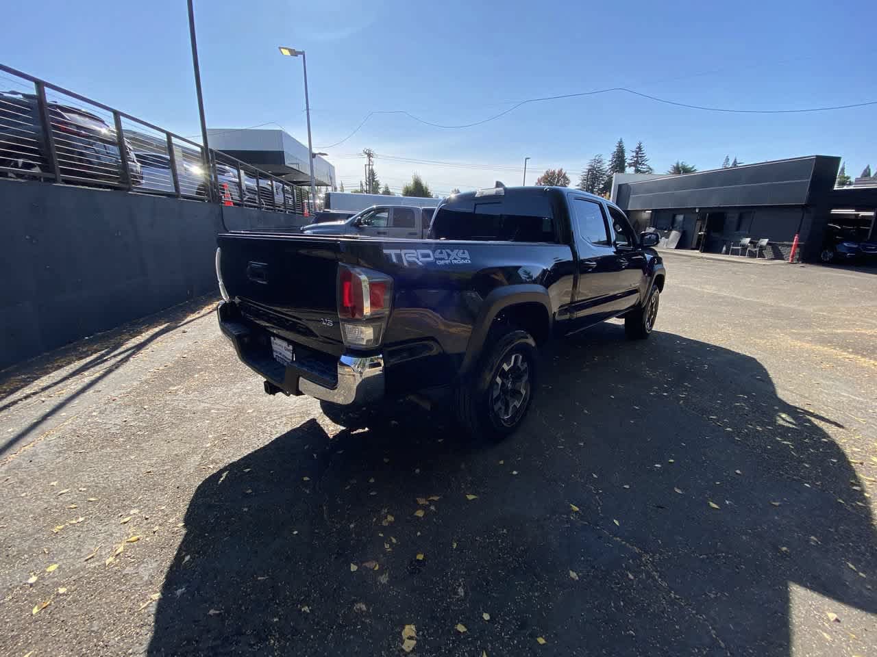 Used 2020 Toyota Tacoma TRD Off-Road AWD/4WD image 6