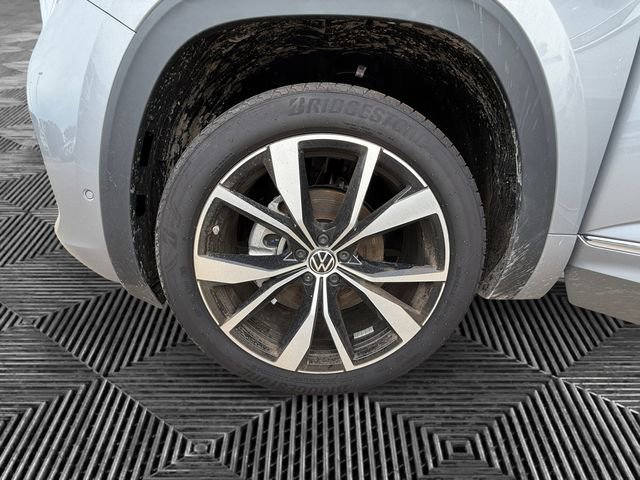 New 2025 Volkswagen Atlas SEL Premium R-Line image 14