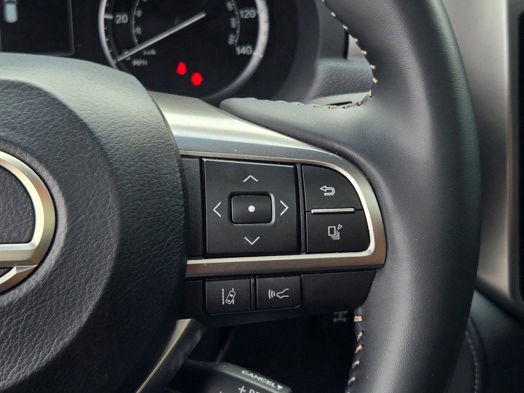 Used 2023 Lexus GX 460 Premium image 37