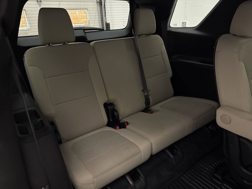 Used 2022 Chevrolet Traverse LT image 48