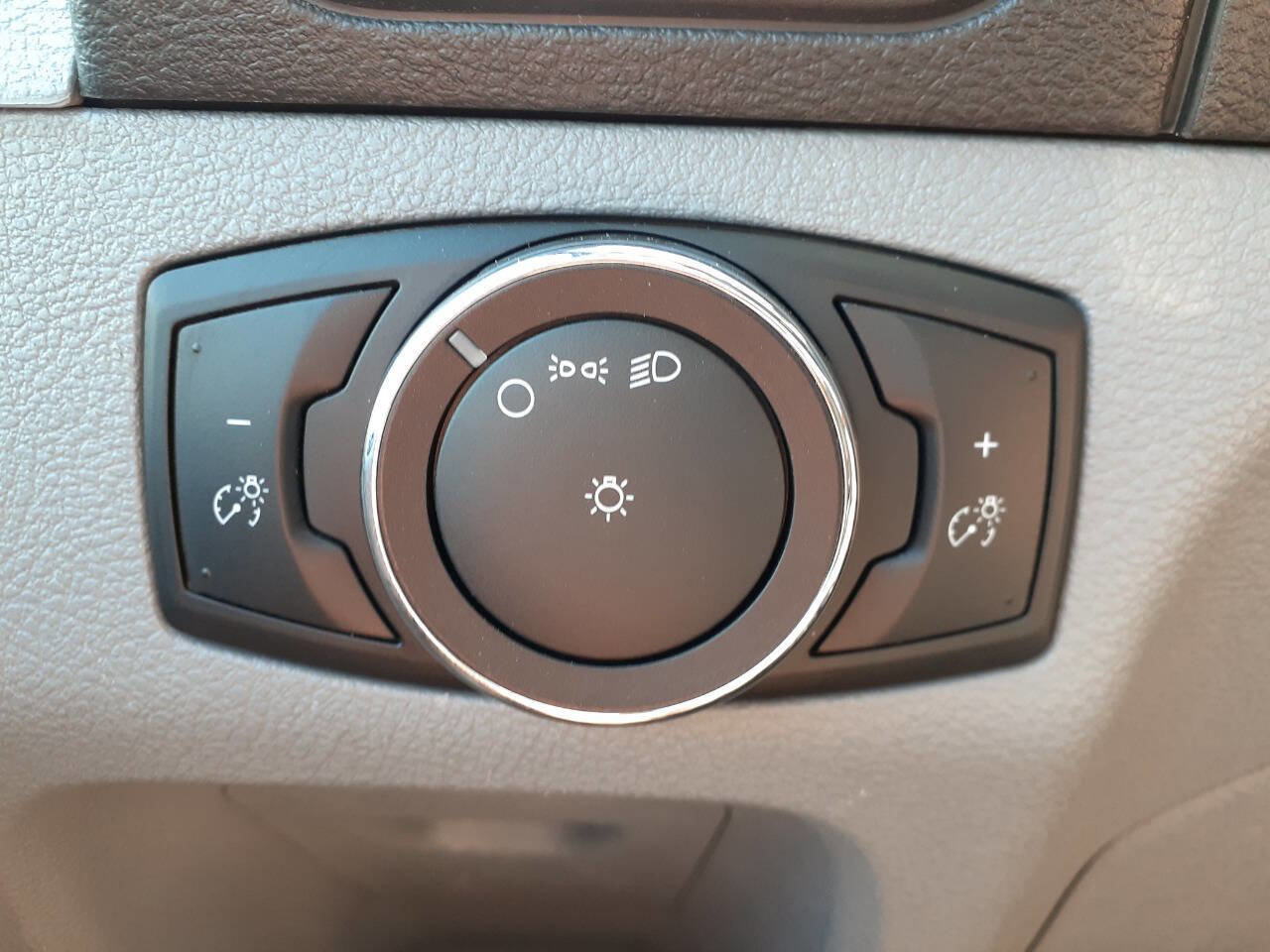 Used 2017 Ford Transit 350 148 High Roof image 14