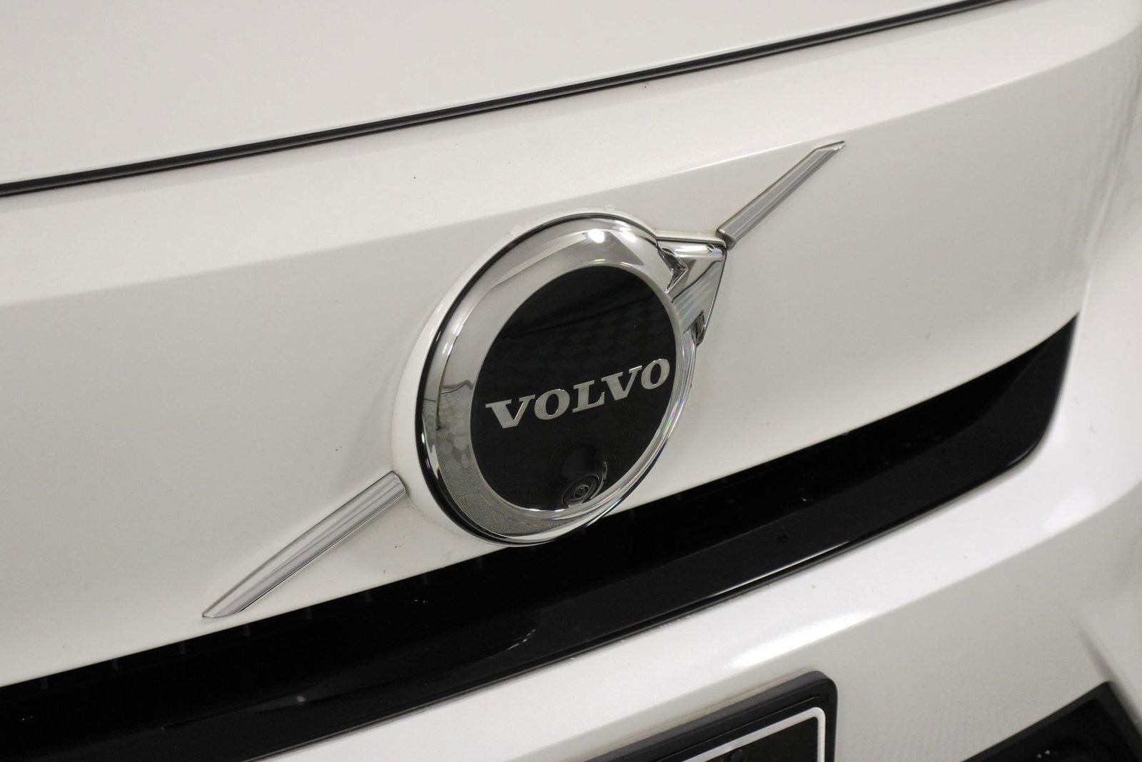 Used 2023 Volvo XC40 Recharge Ultimate w/ Protection Package Premier AWD/4WD image 25