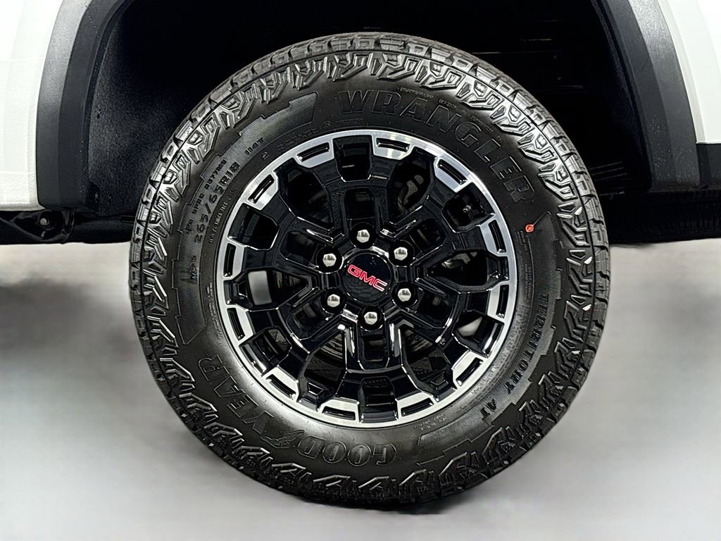 New 2026 GMC Canyon AT4 image 31