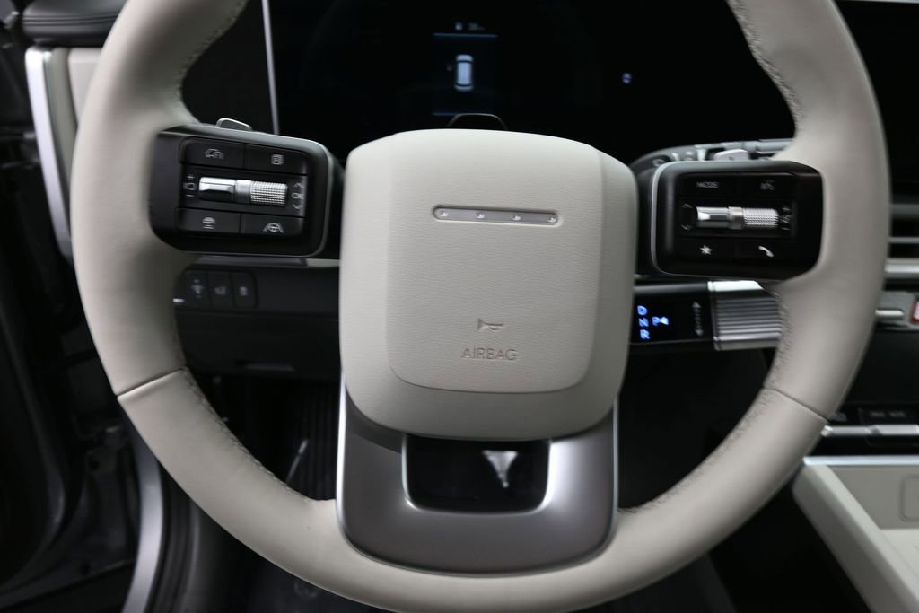 Used 2026 Hyundai Santa Fe SEL FWD image 15