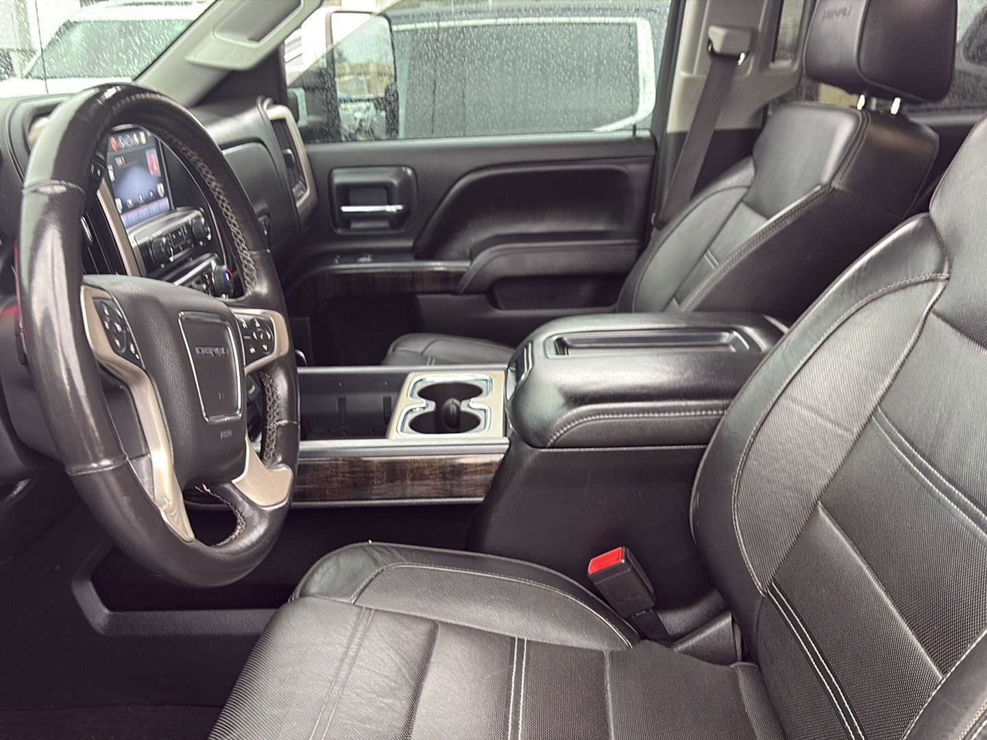 Used 2015 GMC Sierra 3500 Denali w/ Duramax Plus Package image 34