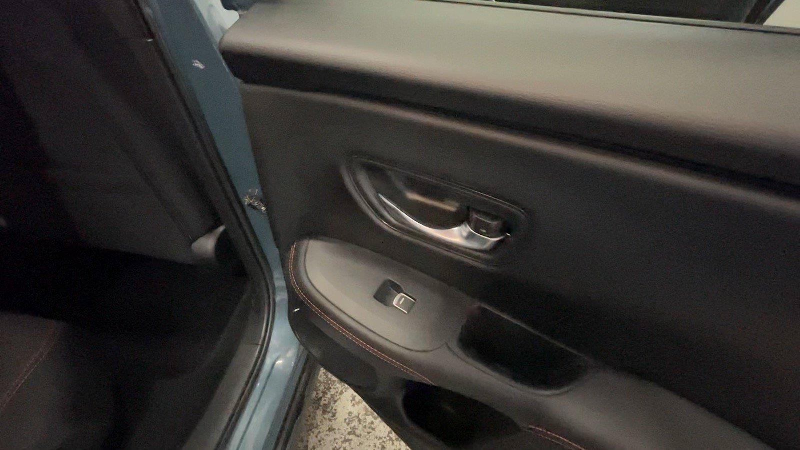 Used 2024 Honda HR-V Sport image 25