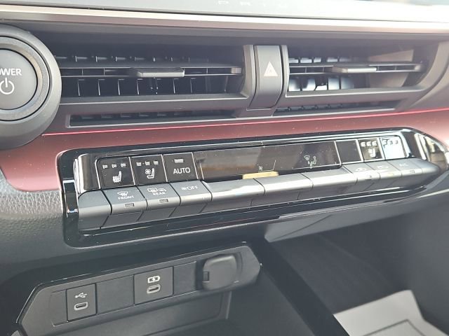 New 2026 Toyota Prius Plug-In Hybrid image 38