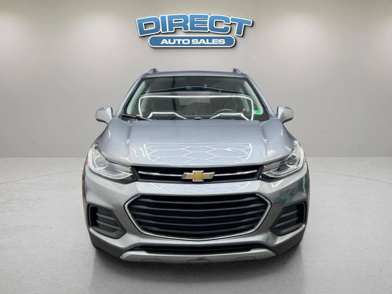Used 2020 Chevrolet Trax LT FWD image 2