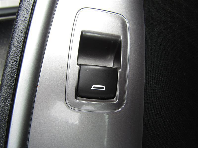 Used 2022 Chevrolet Malibu LT image 31