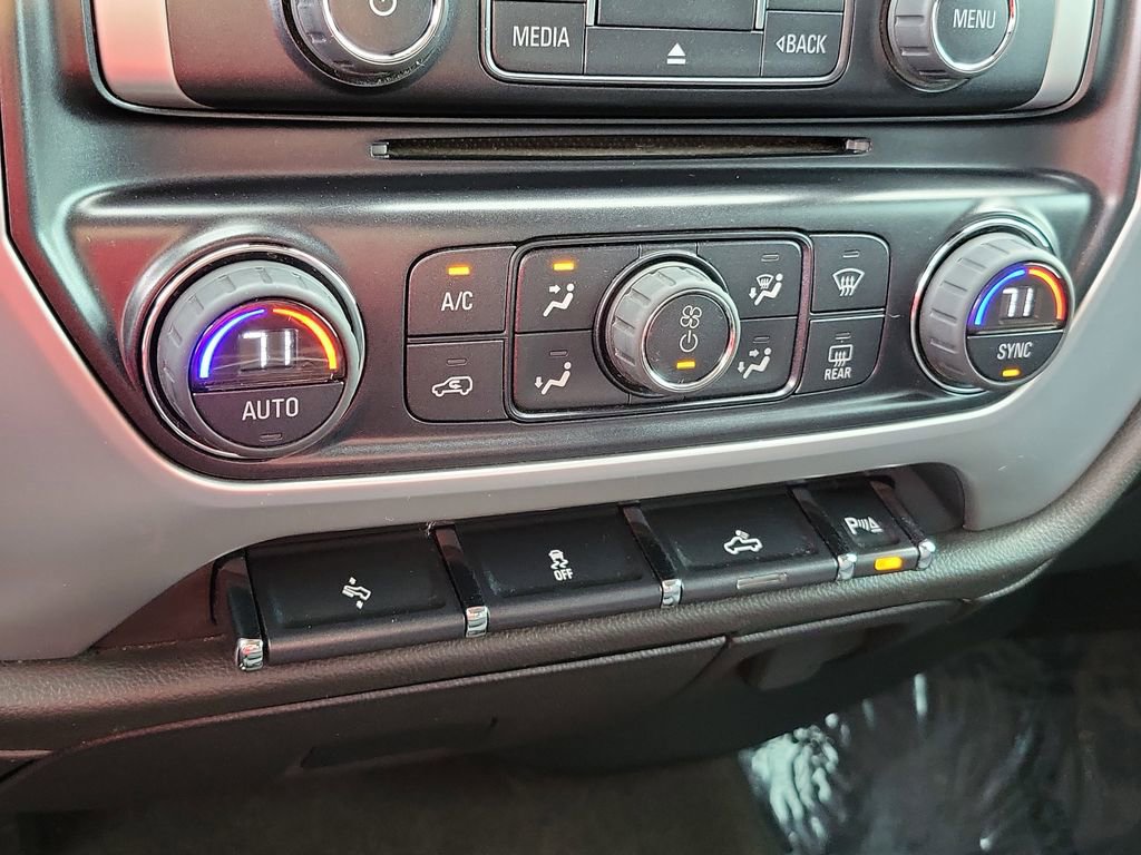 Used 2015 GMC Sierra 1500 SLE w/ SLE Value Package image 10