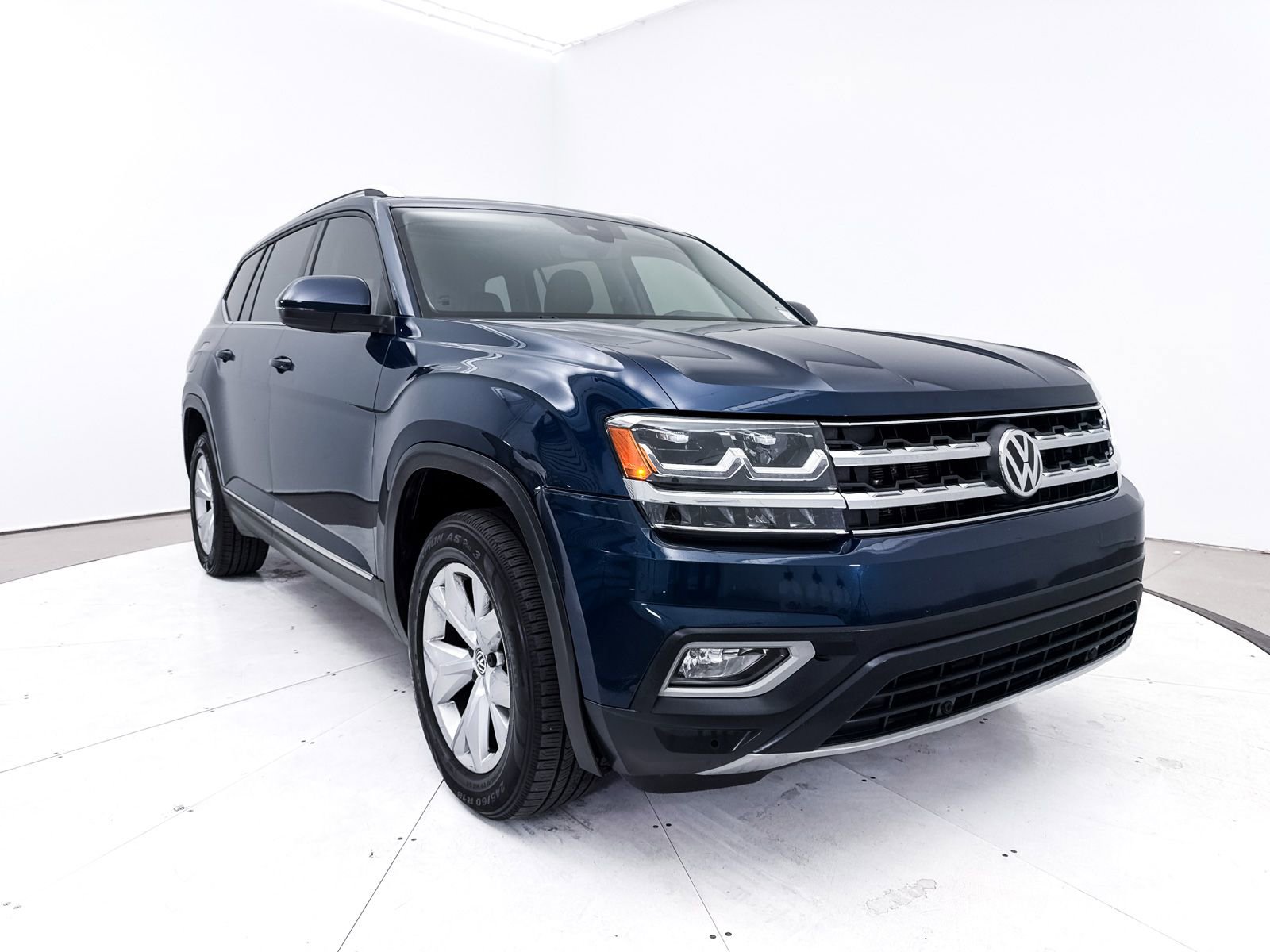 Used 2018 Volkswagen Atlas SEL FWD image 11