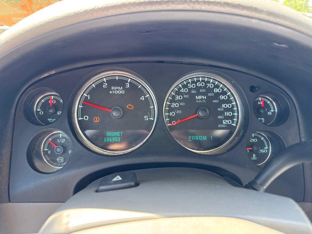Used 2008 Chevrolet Silverado 2500 LTZ w/ Safety Package AWD/4WD image 13