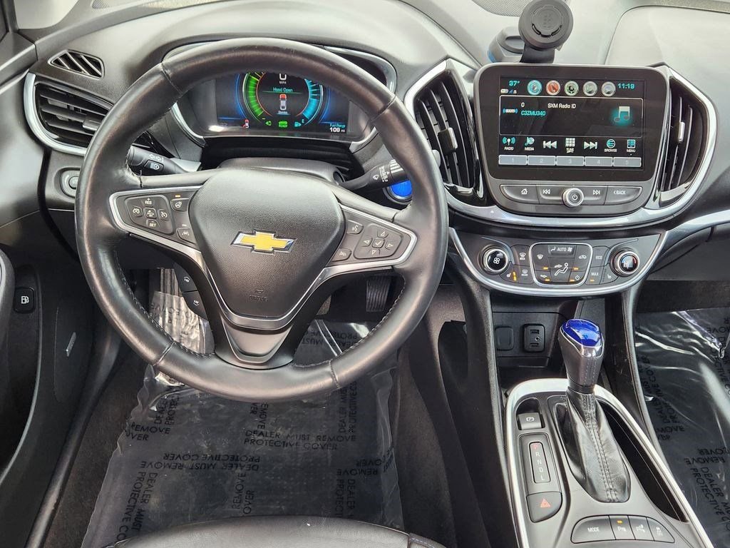 Used 2018 Chevrolet Volt Premier w/ Driver Confidence Package image 2