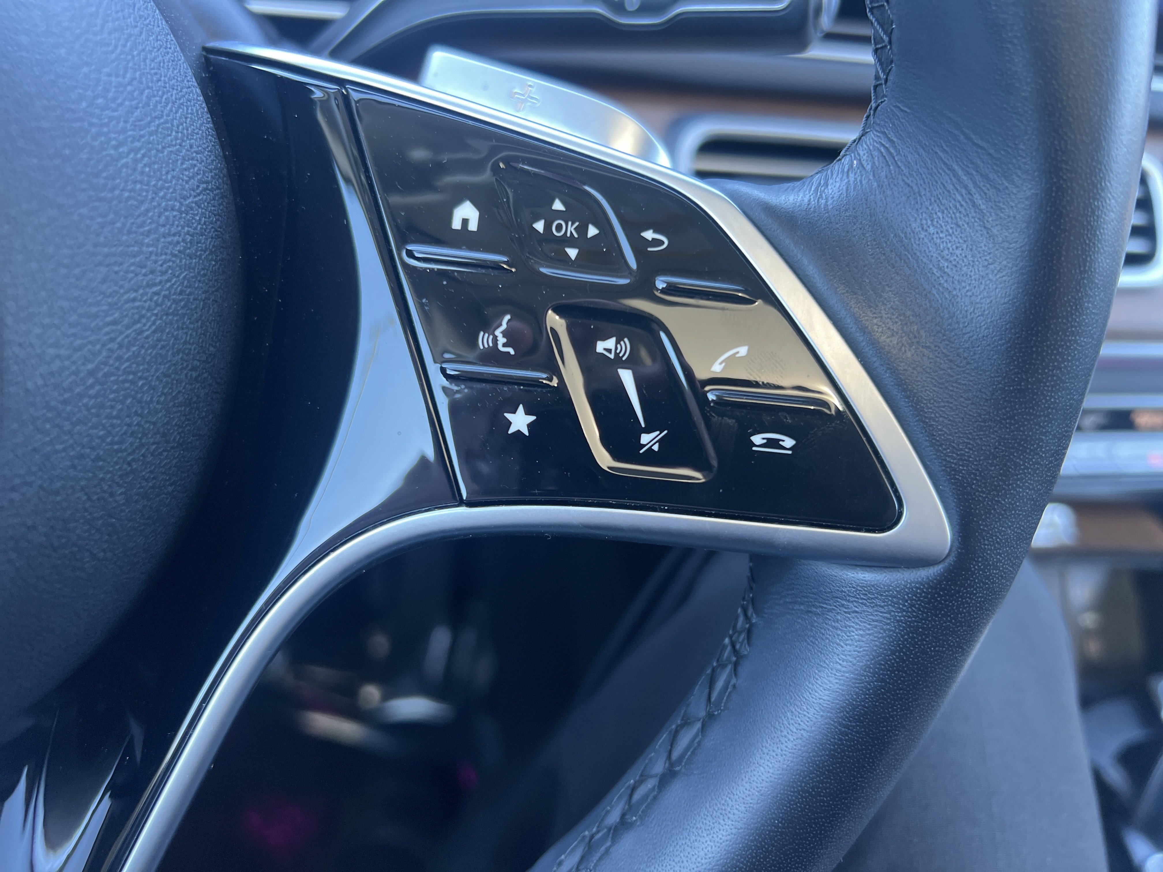 Used 2024 Mercedes-Benz GLE 350 4MATIC image 20