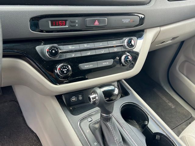 Used 2016 Kia Sedona LX w/ LX Convenience Package image 20