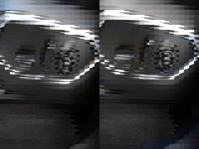 Certified 2025 Jeep Wagoneer 4WD image 3