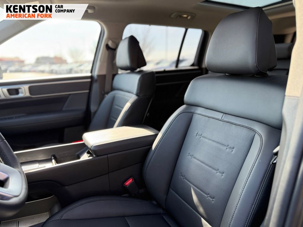 Used 2026 Hyundai Santa Fe Limited image 36