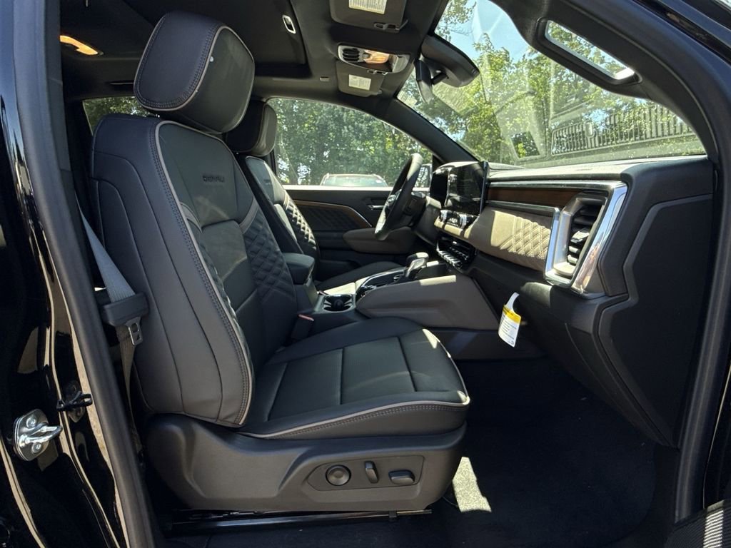New 2026 GMC Canyon Denali AWD/4WD image 28