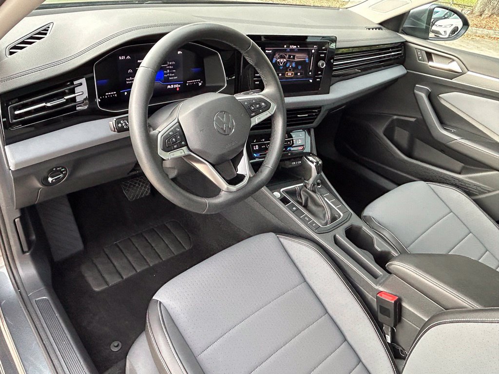 Certified 2026 Volkswagen Jetta SE FWD image 16