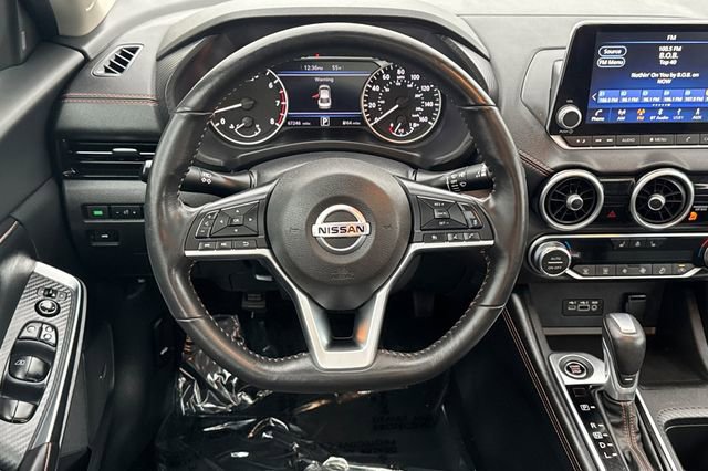 Used 2022 Nissan Sentra SR w/ SR Premium Package image 11