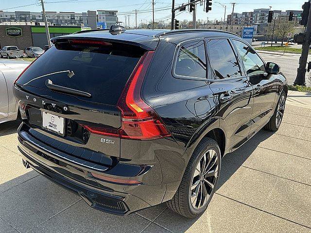 New 2026 Volvo XC60 B5 Plus w/ Climate Package AWD/4WD image 6