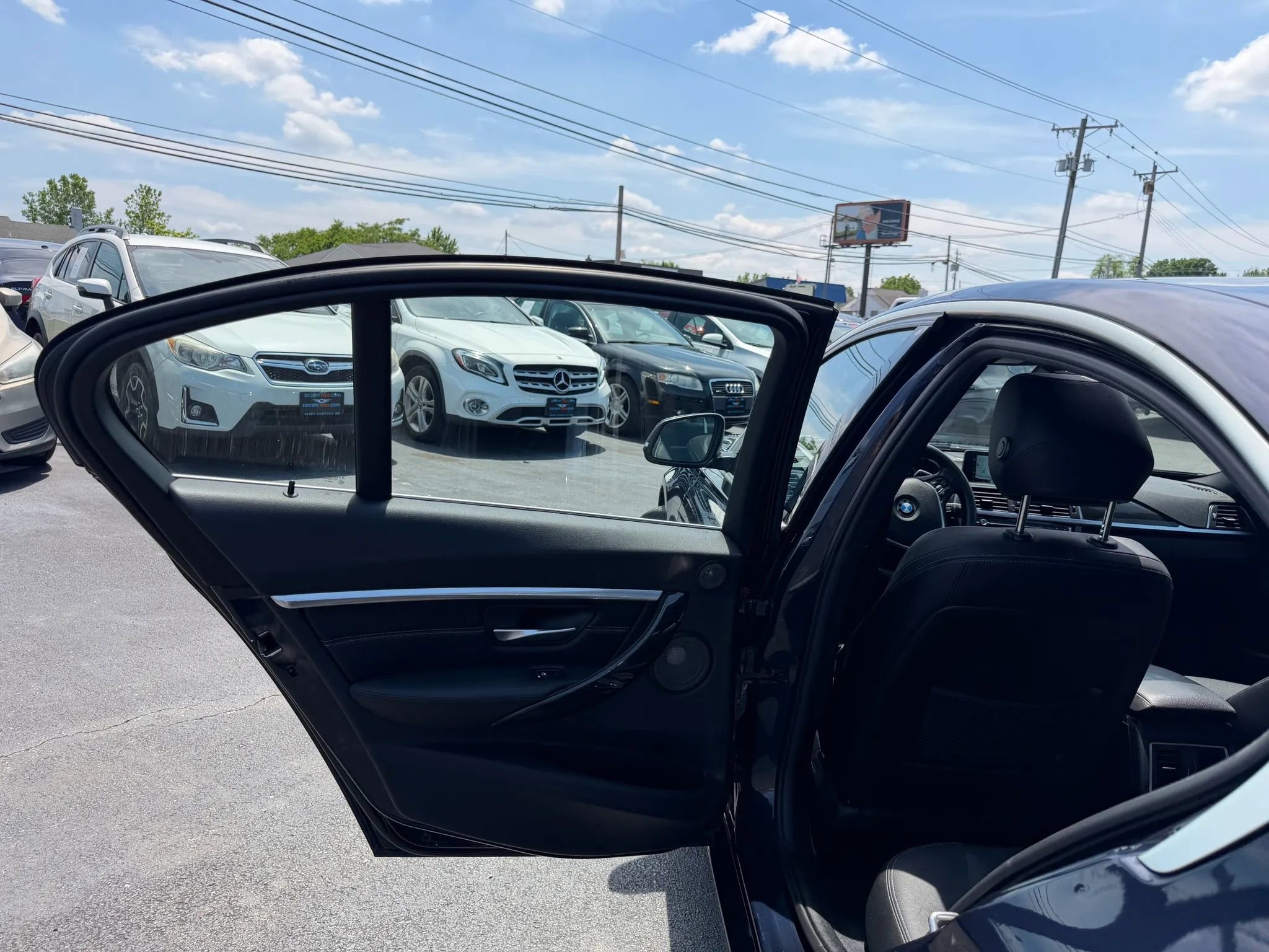 Used 2017 BMW 340i xDrive Sedan AWD/4WD image 34