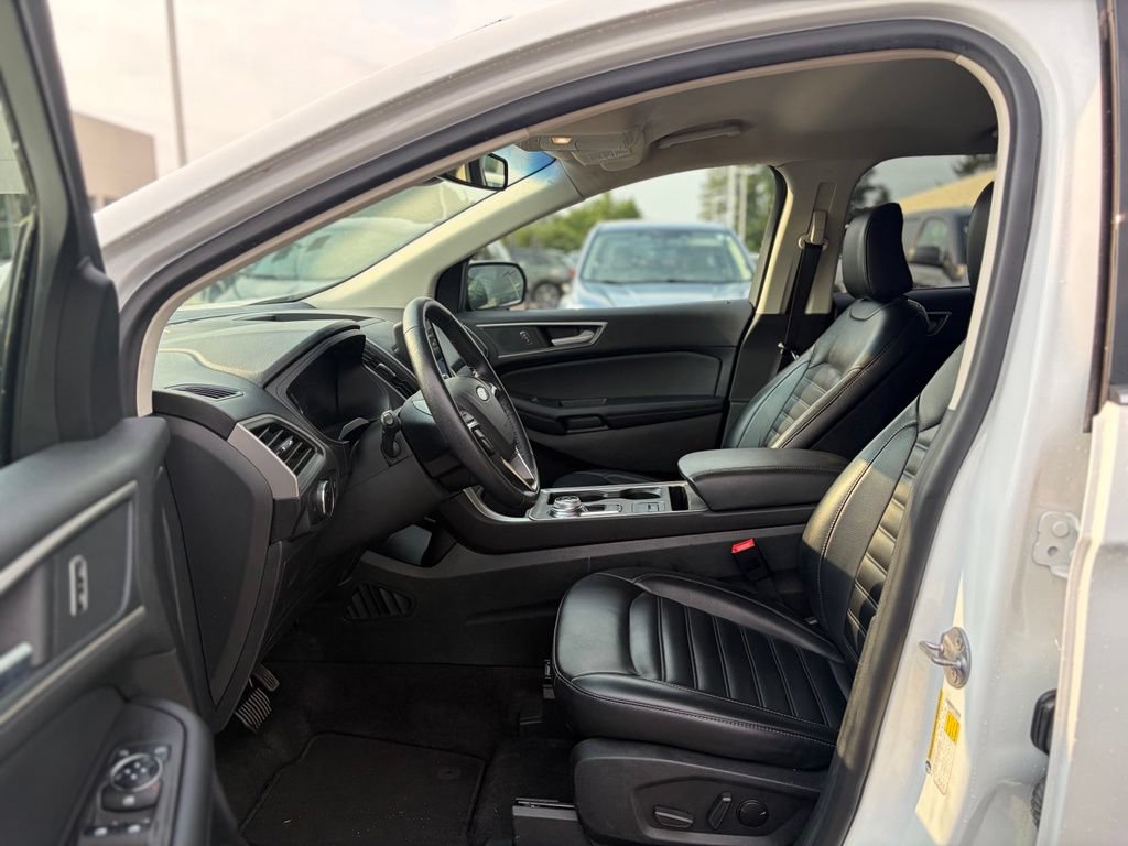Used 2024 Ford Edge SEL AWD/4WD image 19