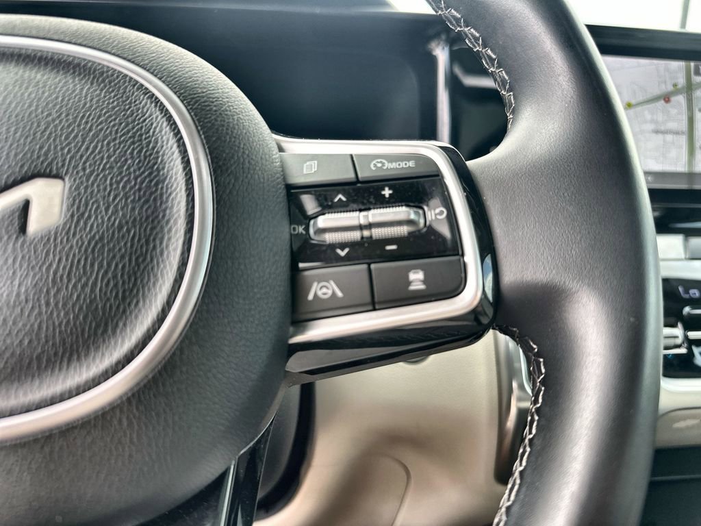 Used 2023 Kia Sorento SX FWD image 32