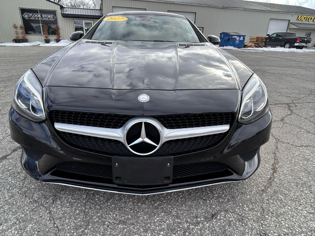 Used 2017 Mercedes-Benz SLC 300 image 8