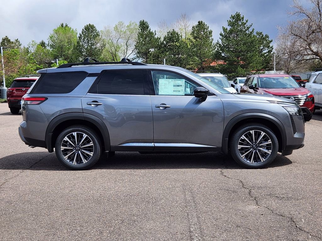 New 2026 Nissan Pathfinder Platinum w/ Cargo Package AWD/4WD image 4