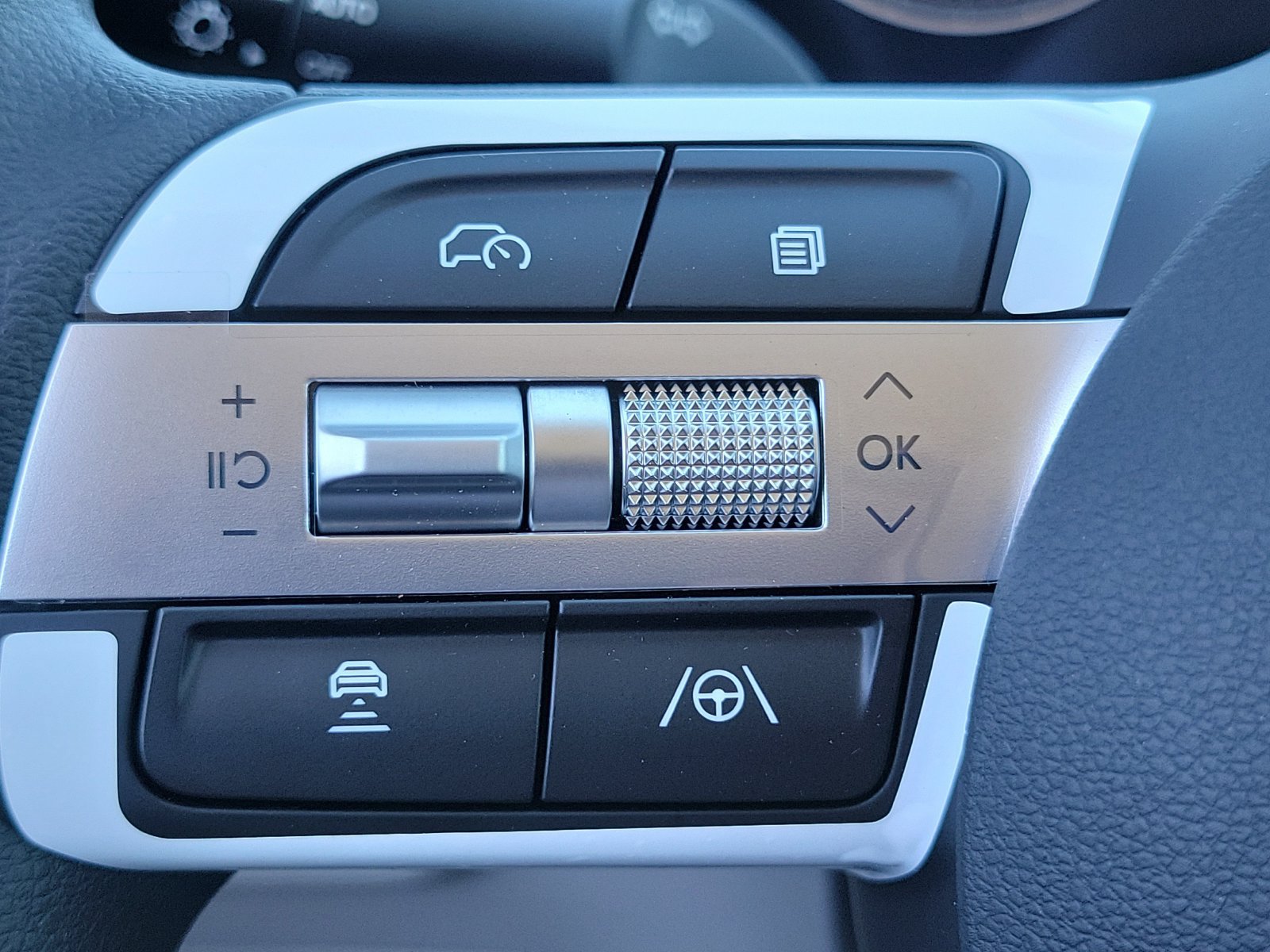 New 2026 Hyundai Tucson SE FWD image 8