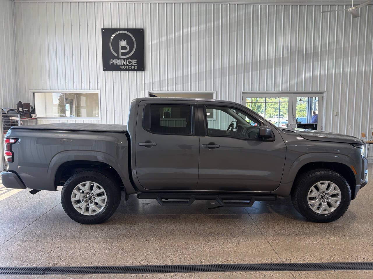 Used 2023 Nissan Frontier SV w/ SV Convenience Package AWD/4WD image 6