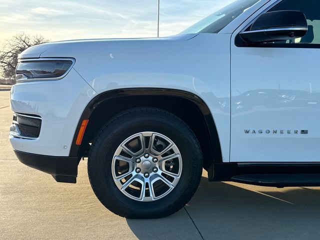 Used 2024 Jeep Wagoneer L 4WD w/ Convenience Group I image 5