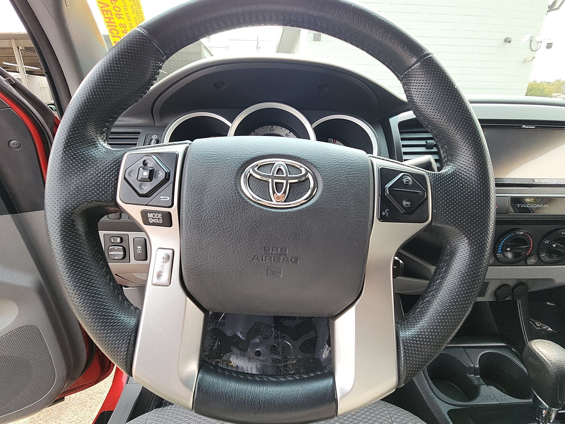Used 2015 Toyota Tacoma PreRunner w/ Convenience Package RWD image 11